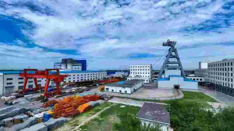 我公司為潞安局余吾煤業(yè)提供膠帶機