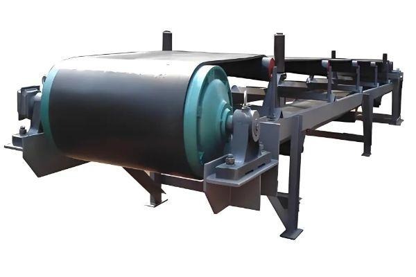 皮帶輸送機(jī)的安全操作注意事項(xiàng)